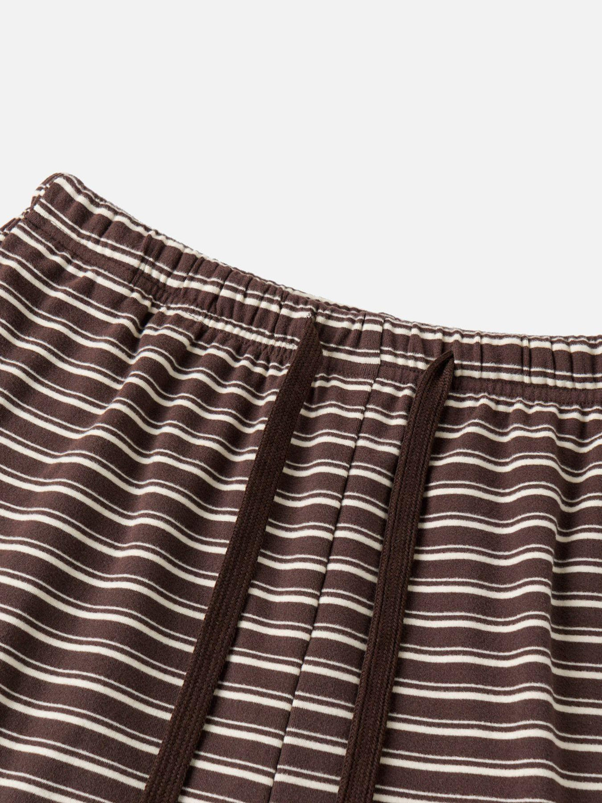 Striped 2‑Piece Outfit & Oversized Long‑Sleeve Top & Pocket Shorts